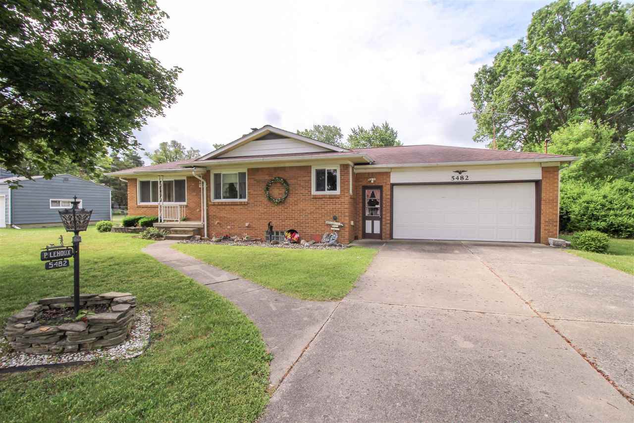 5482 Shamrock Ln - Photo 1