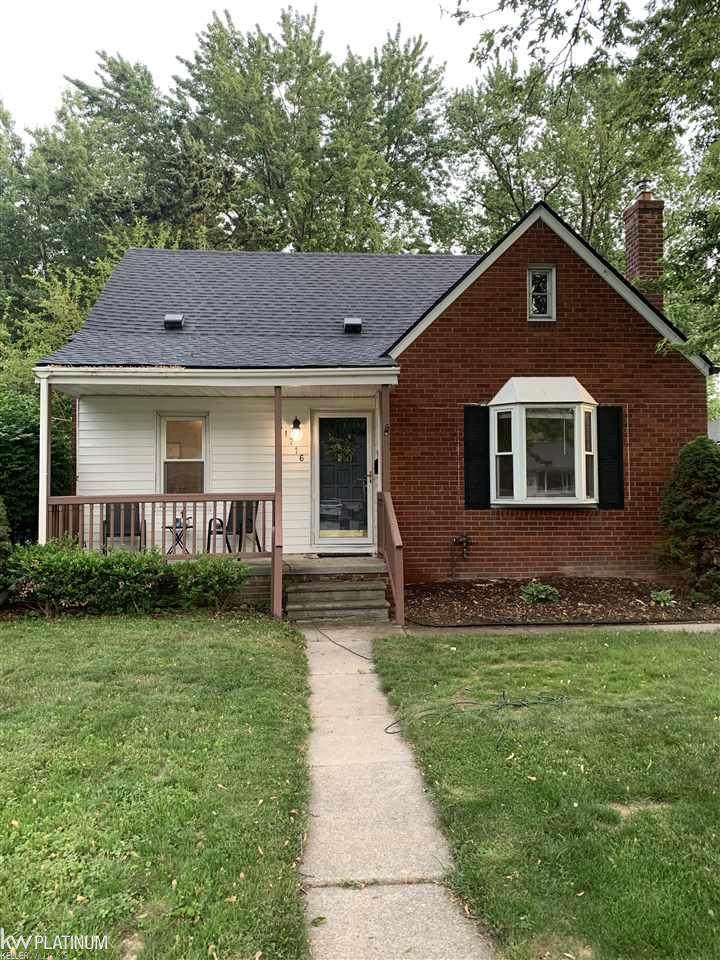 21716 Statler - Photo 1