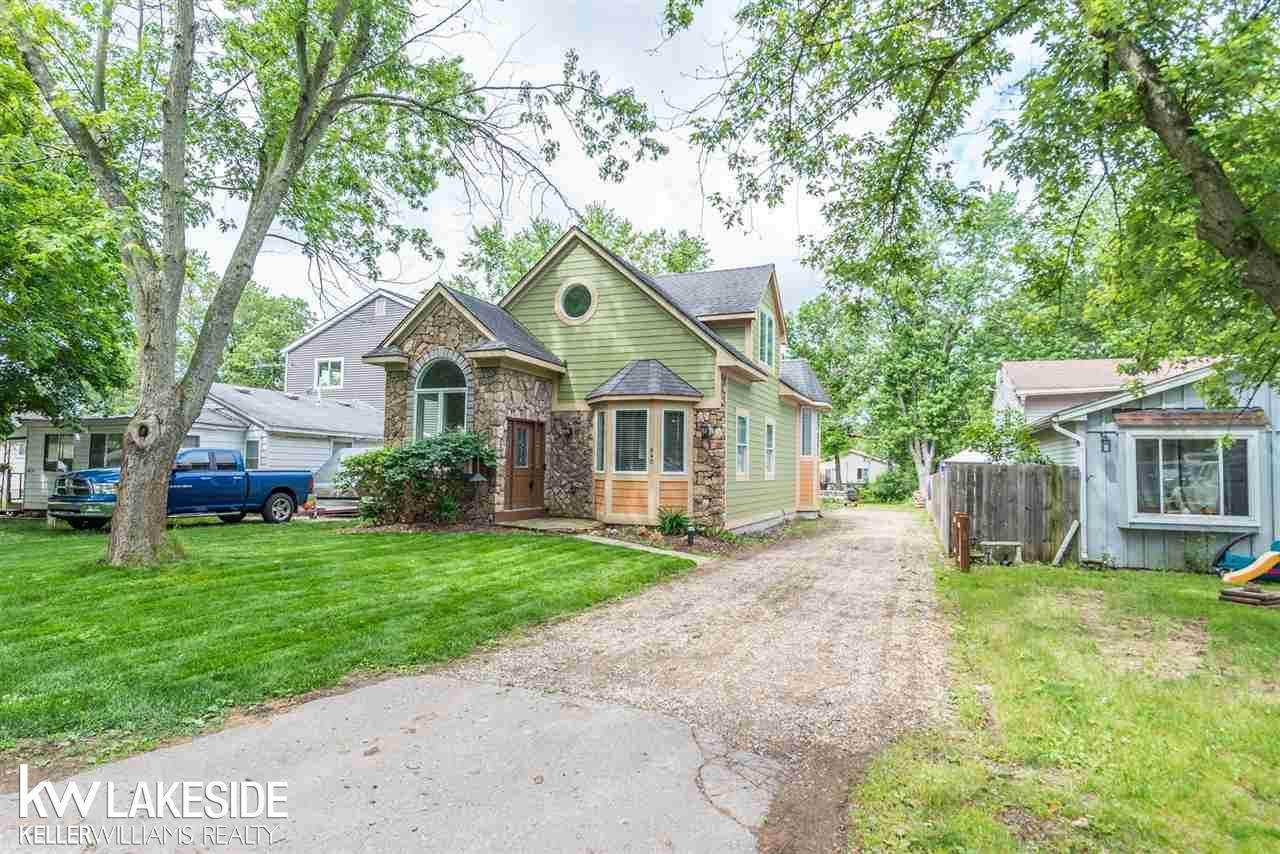 840 Gibson - Photo 1