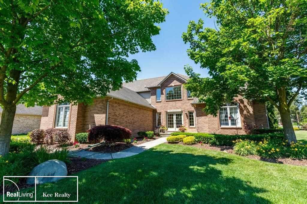 54905 Danielle Dr - Photo 1