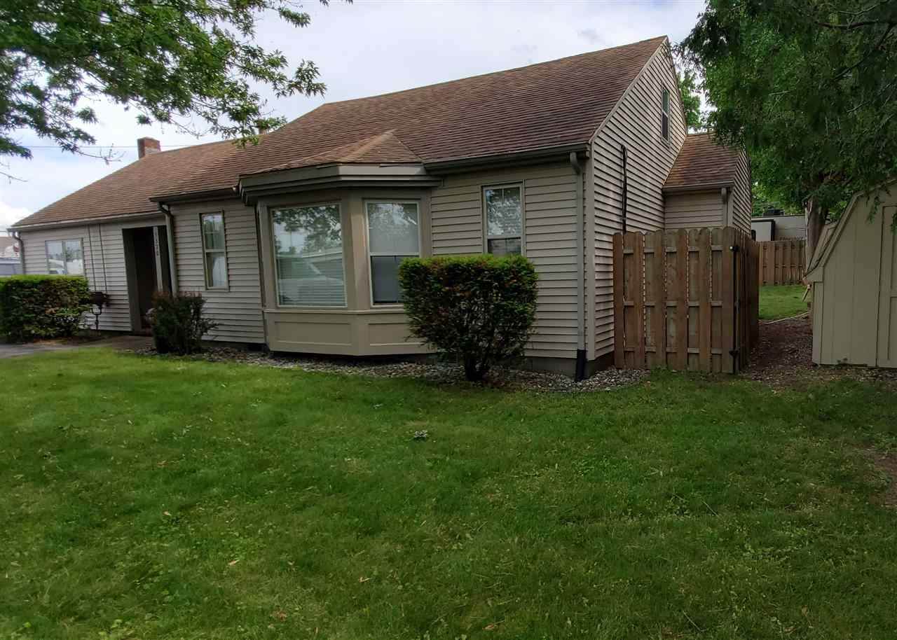 5570 North St - Photo 1