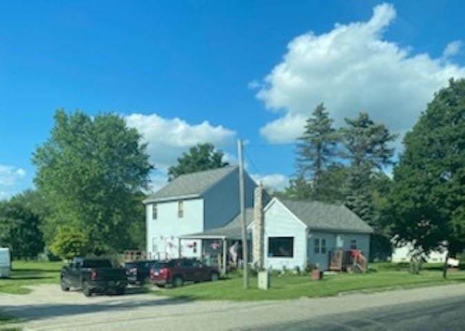 2154 Maple - Photo 1
