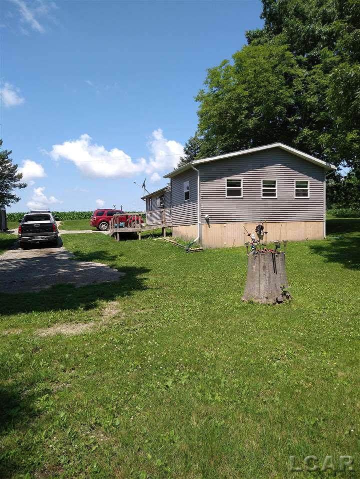 9935 Channel Dr - Photo 1