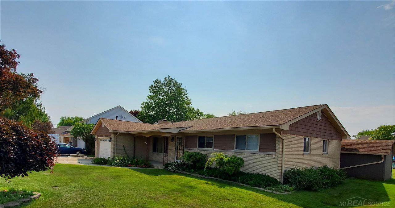 7219 Flamingo St - Photo 1