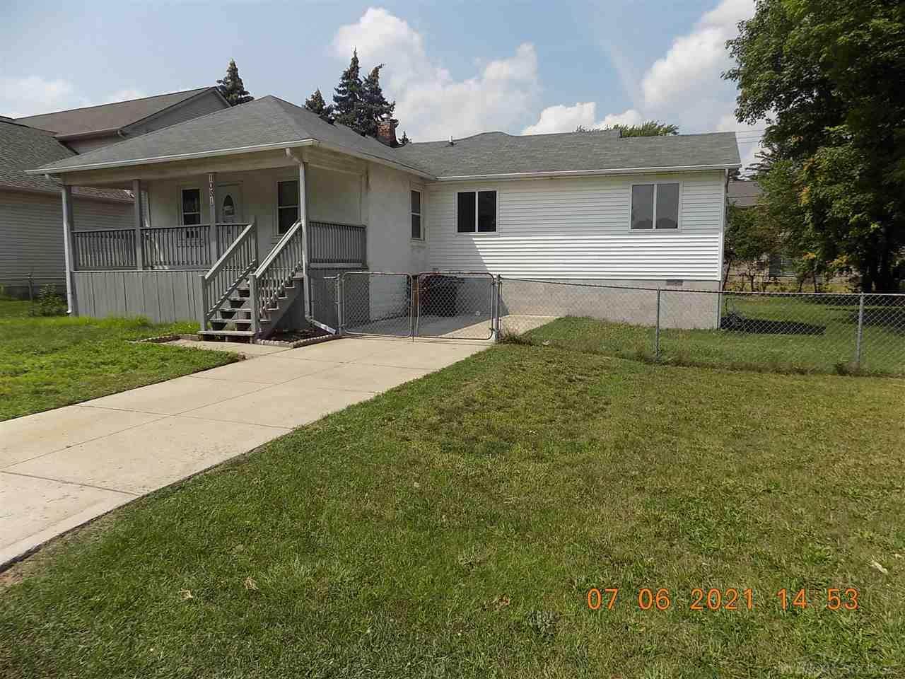 1081 Hartland - Photo 1