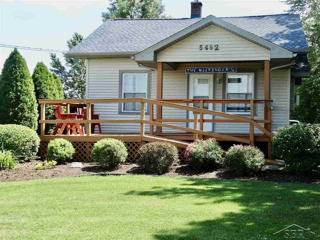 5492 Hess - Photo 1