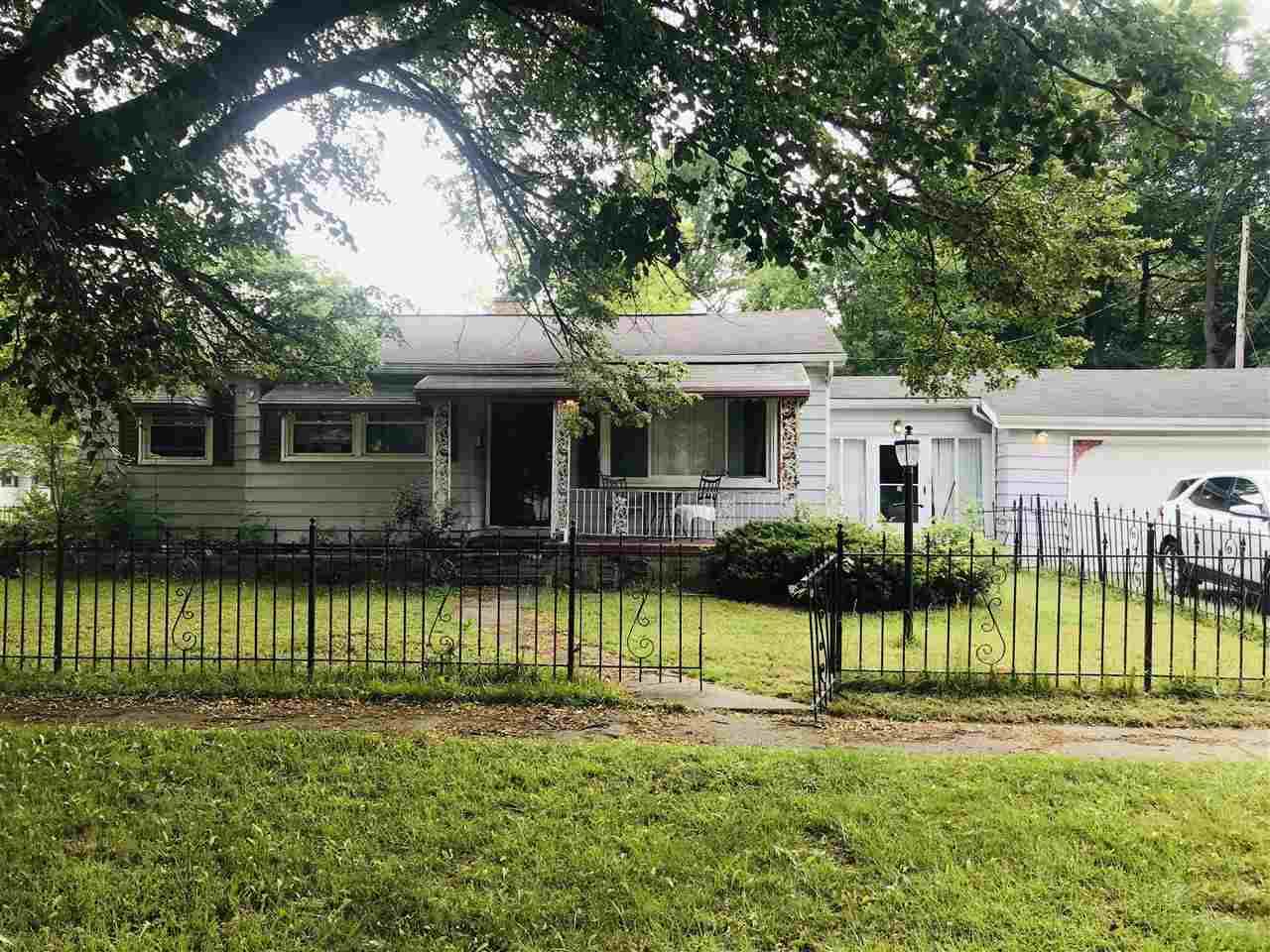2021 Wood Ln - Photo 1