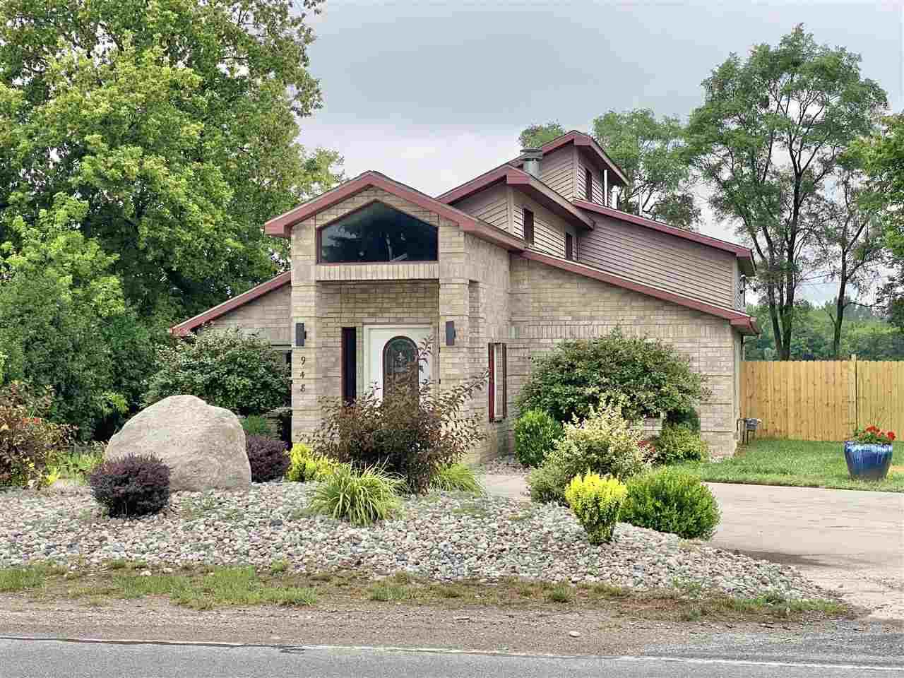 948 Hampton - Photo 1