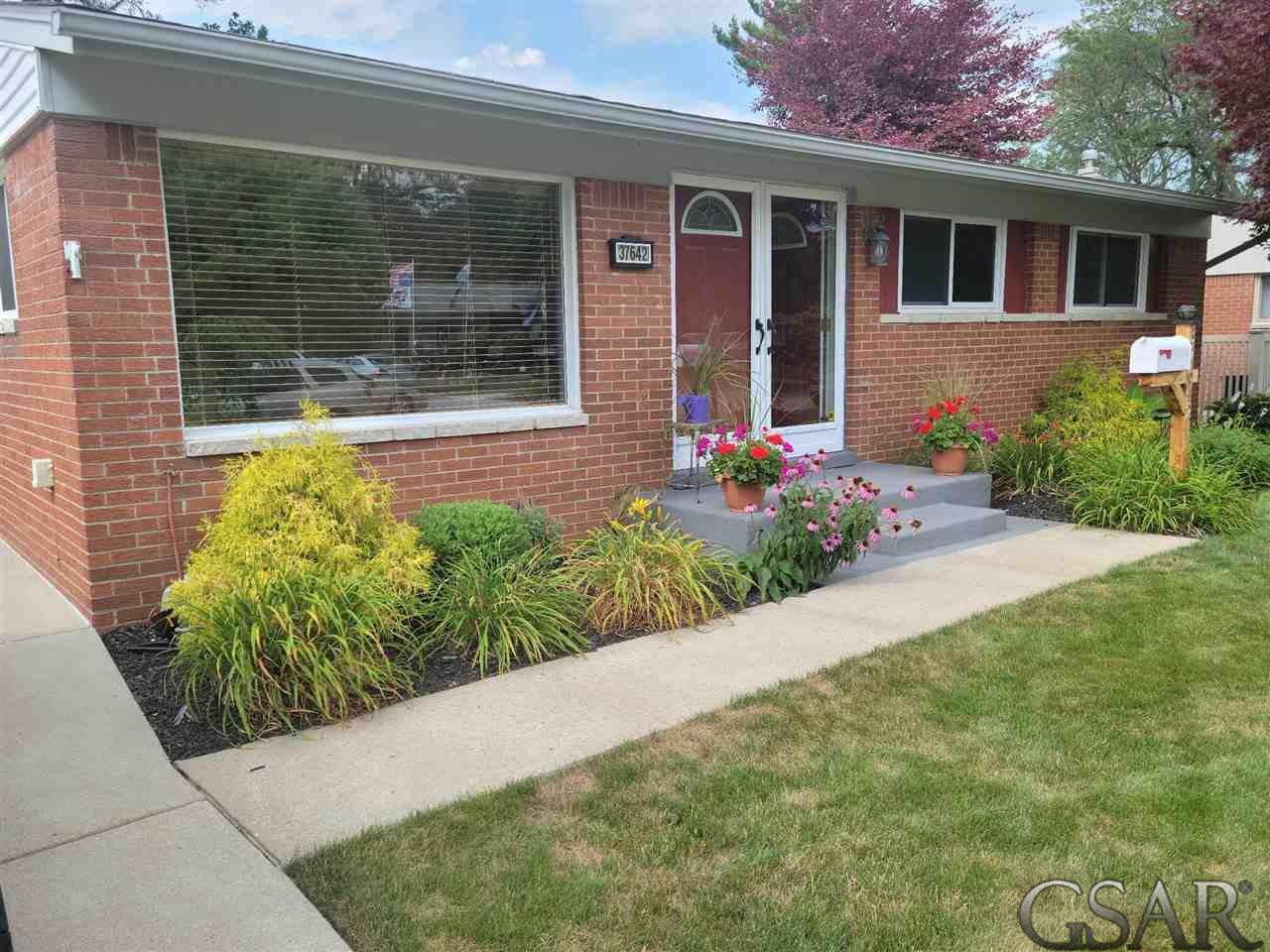 37642 Howell - Photo 1