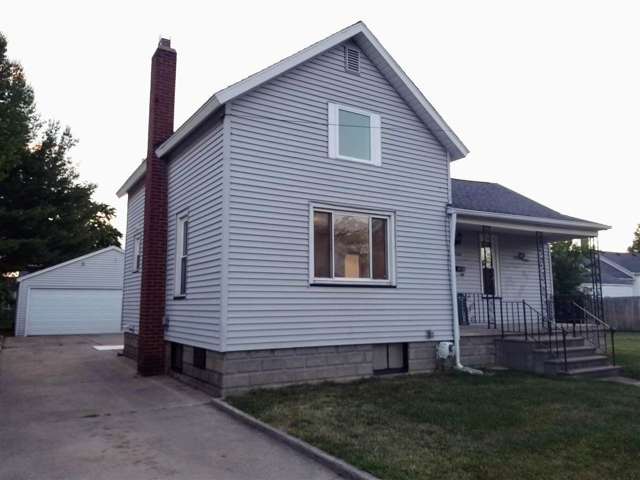 2314 Jefferson St - Photo 1