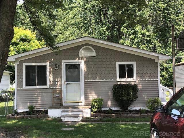 33607 Meldrum St - Photo 1