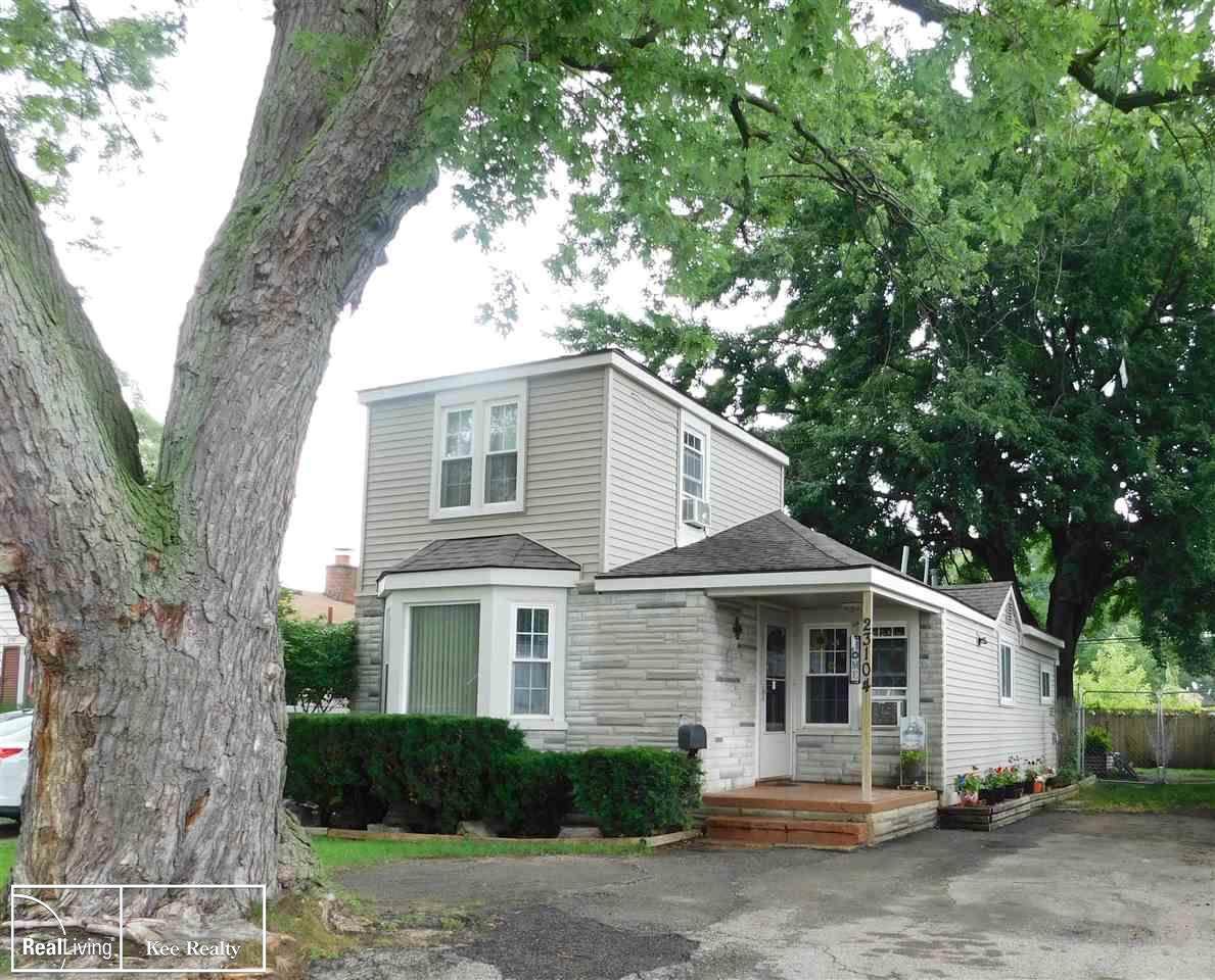 23104 Columbus Ave. - Photo 1