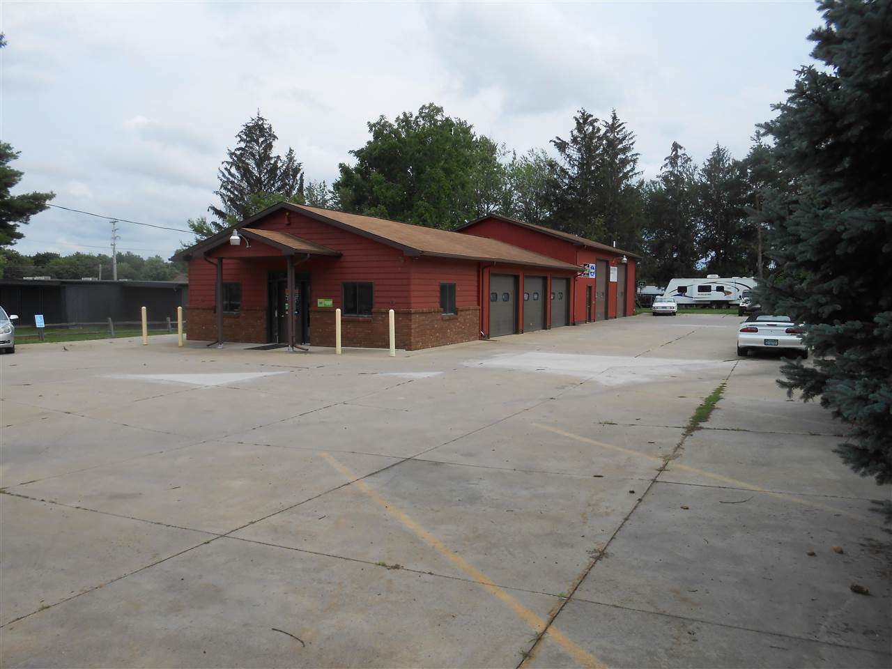 531 South - Photo 1