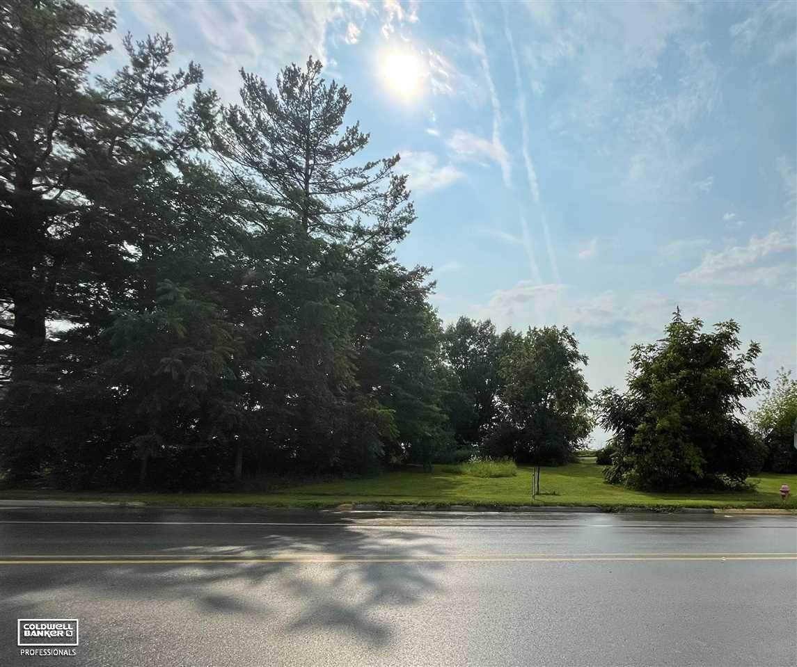 Main St - Photo 1