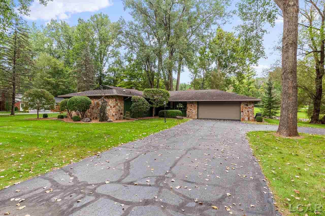 1701 Southgate Ct - Photo 1