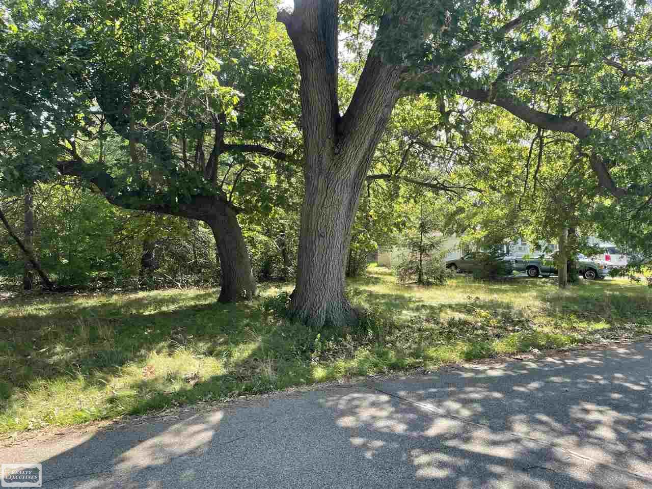 2040 Washington St - Photo 1