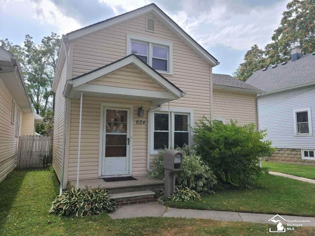 624 Seventh St. - Photo 1