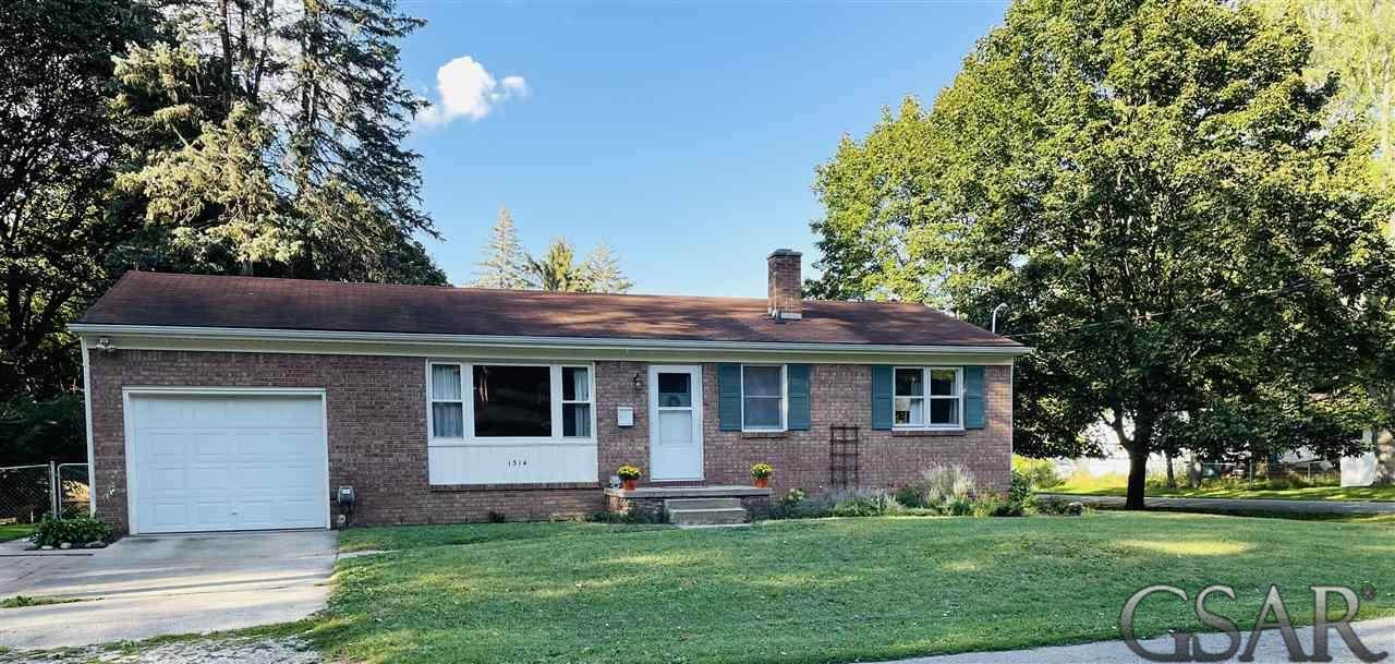 1314 Daisy Ln. - Photo 1