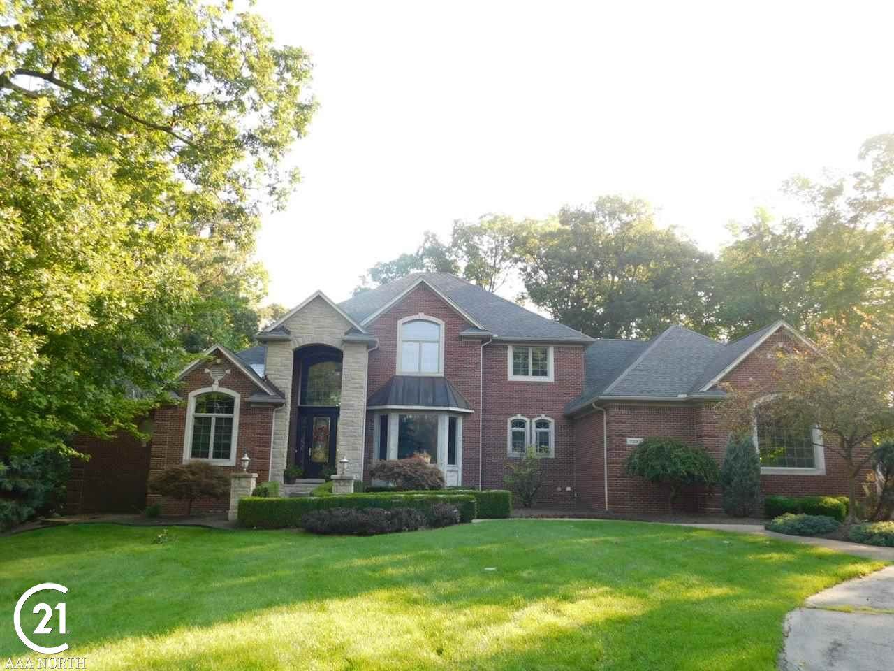 7327 Forest Knoll Ct - Photo 1