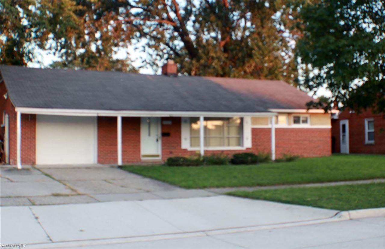 27232 Belanger St - Photo 1