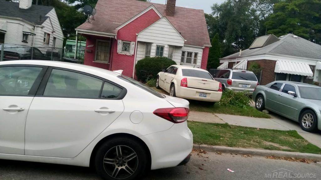 18469 Ferguson - Photo 1
