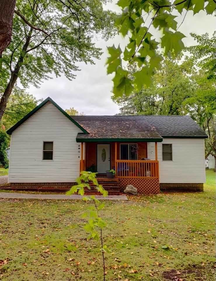 155 Spruce - Photo 1