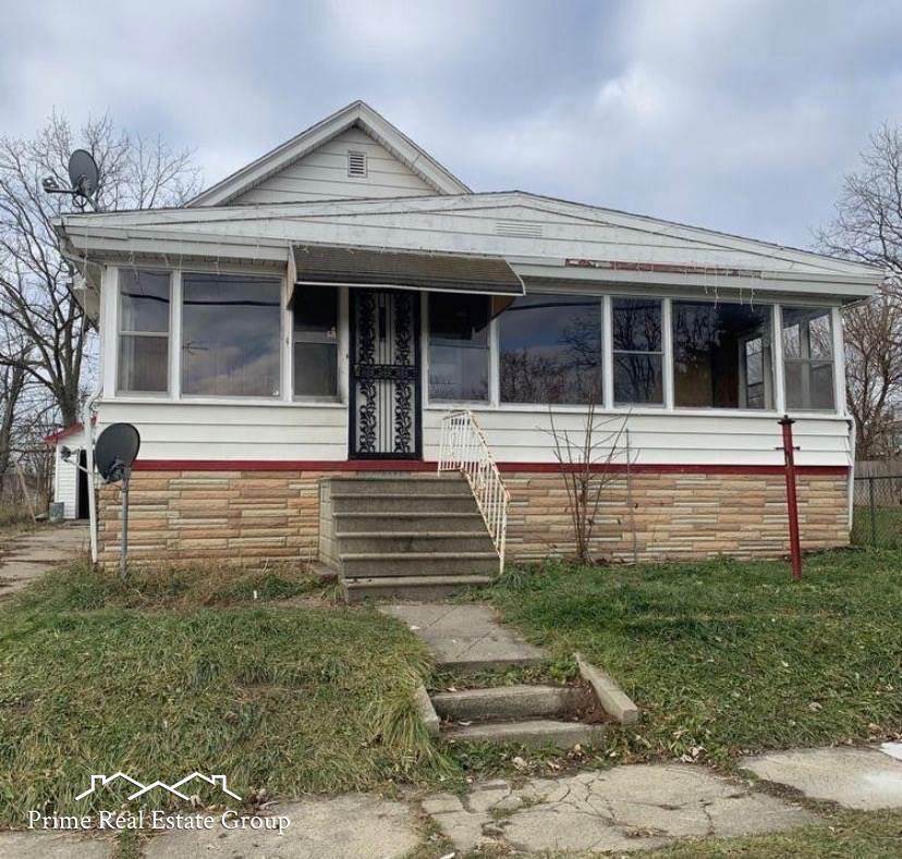 2122 Winans - Photo 1