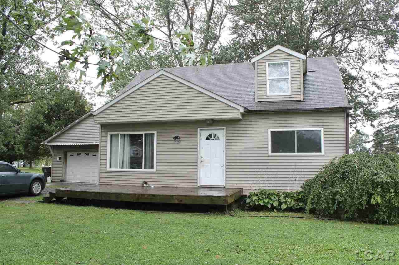 3040 Manor Dr - Photo 1