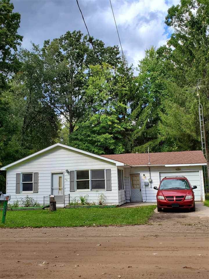 1133 Maplewood - Photo 1