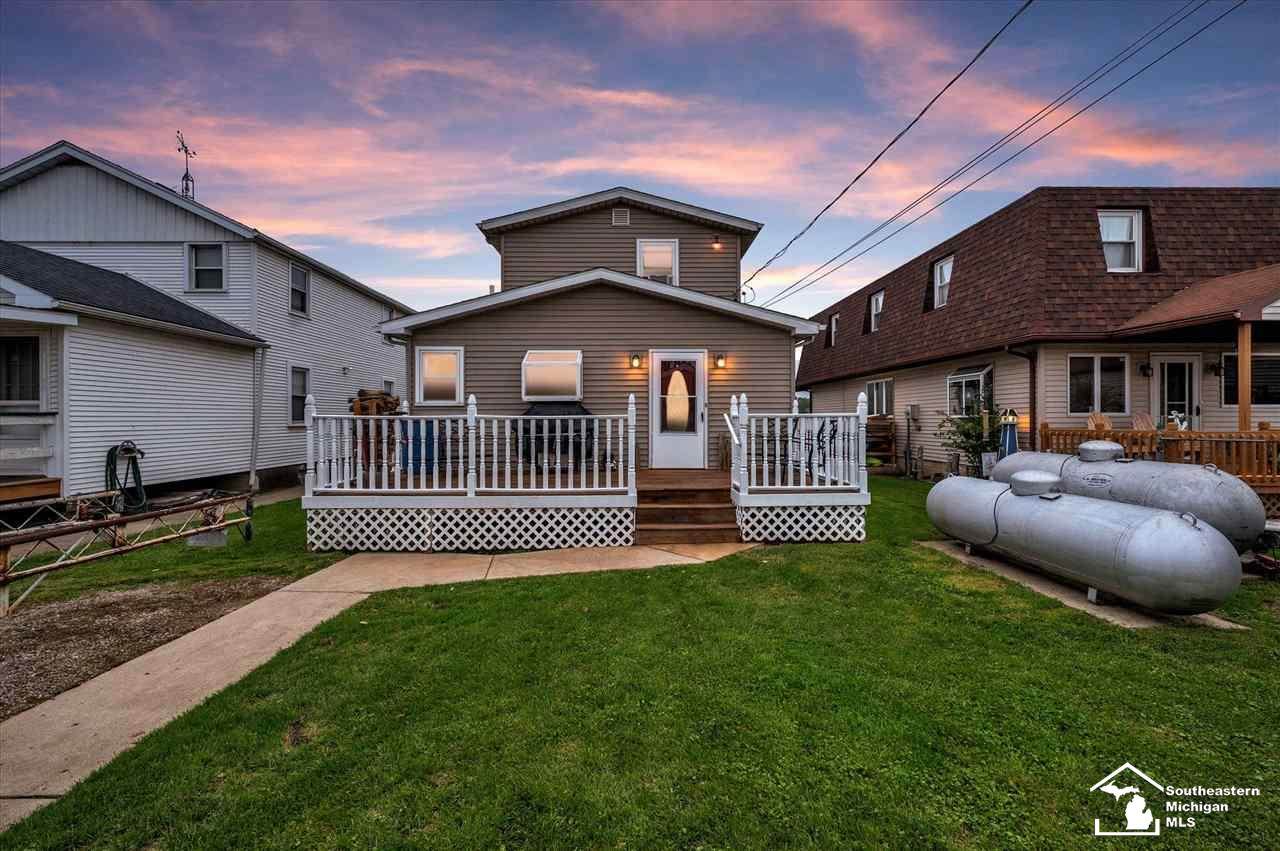 2910 Morin Point Street - Photo 1