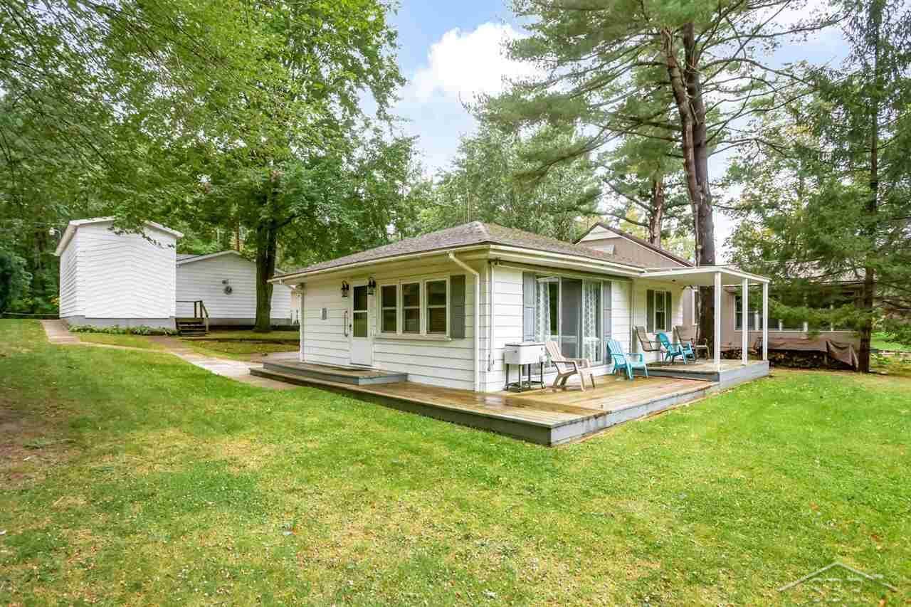 5391 Knollwood Drive - Photo 1