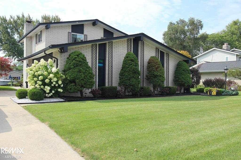 7277 Aqua Isle - Photo 1