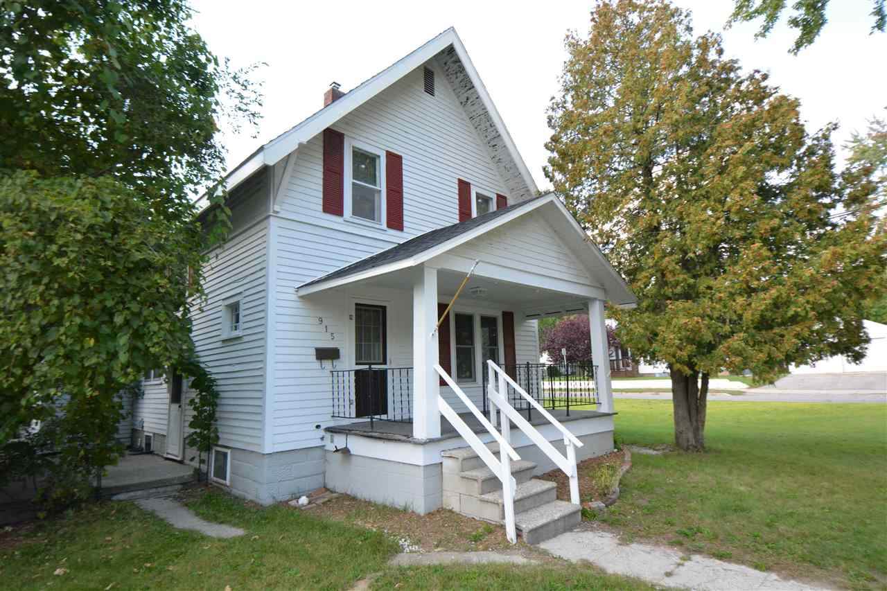 915 Court - Photo 1