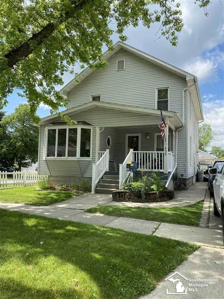 630 Seventh St - Photo 1