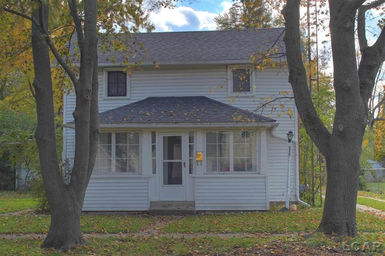 212 Cummins St - Photo 1