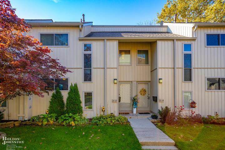 2112 Hyde Park - Photo 1