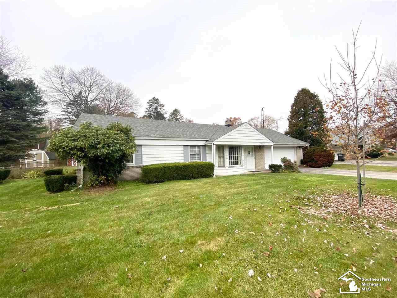 8529 Cottonwood - Photo 1