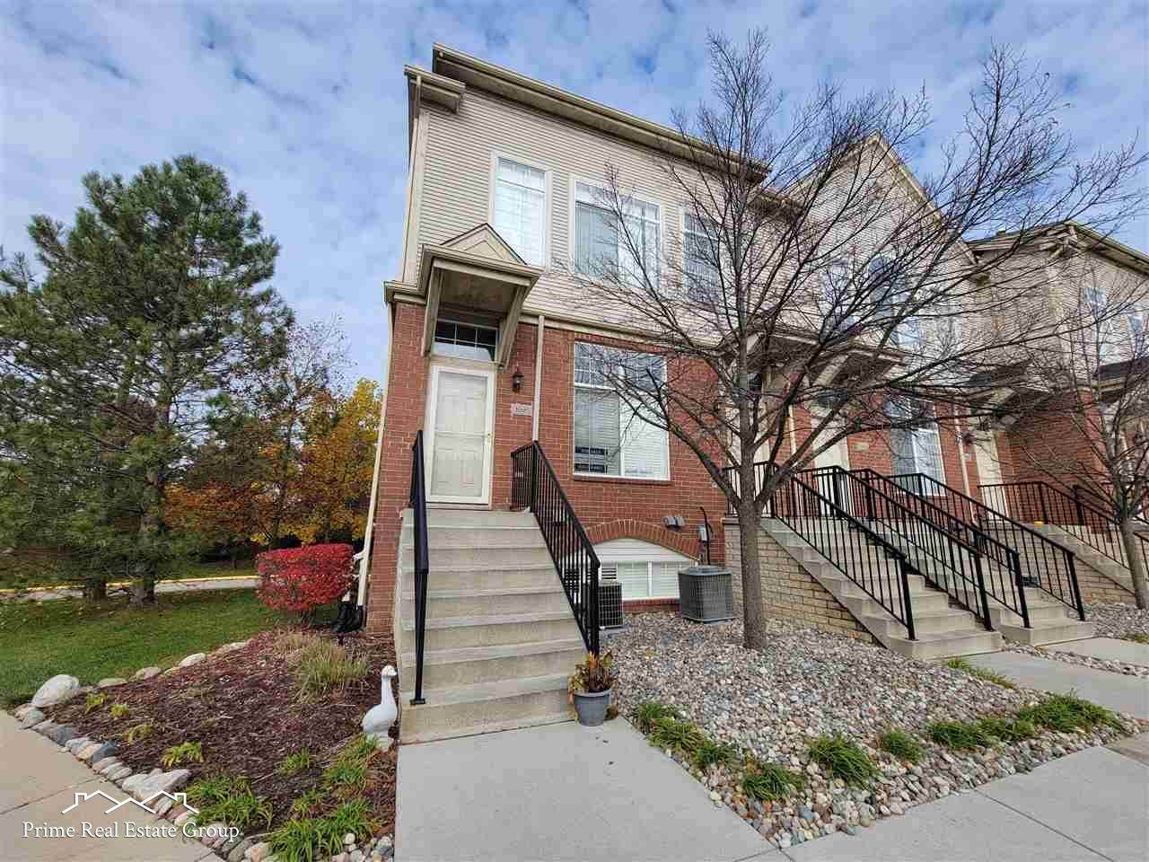 30685 Ardmore - Photo 1