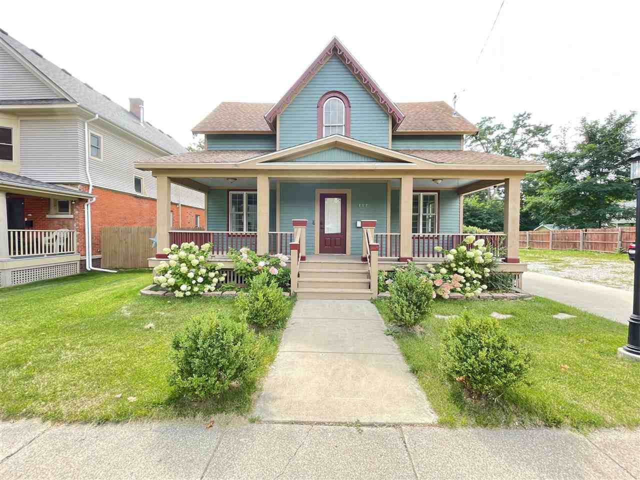 307 University - Photo 1