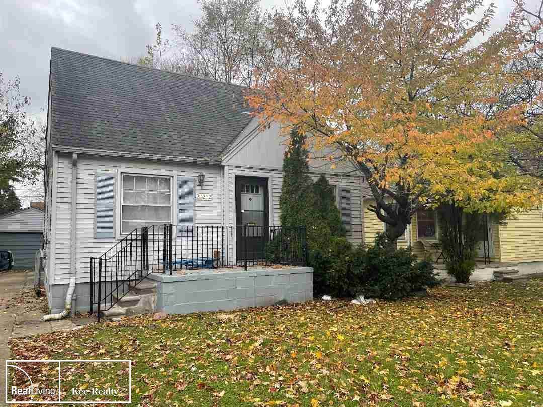 20212 Washtenaw - Photo 1