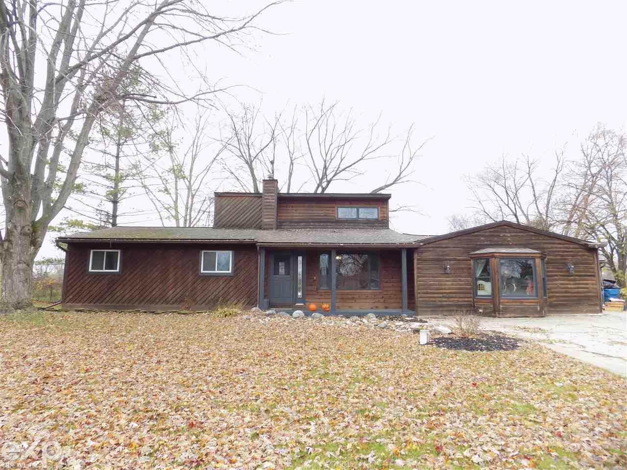 5086 Lakewood - Photo 1