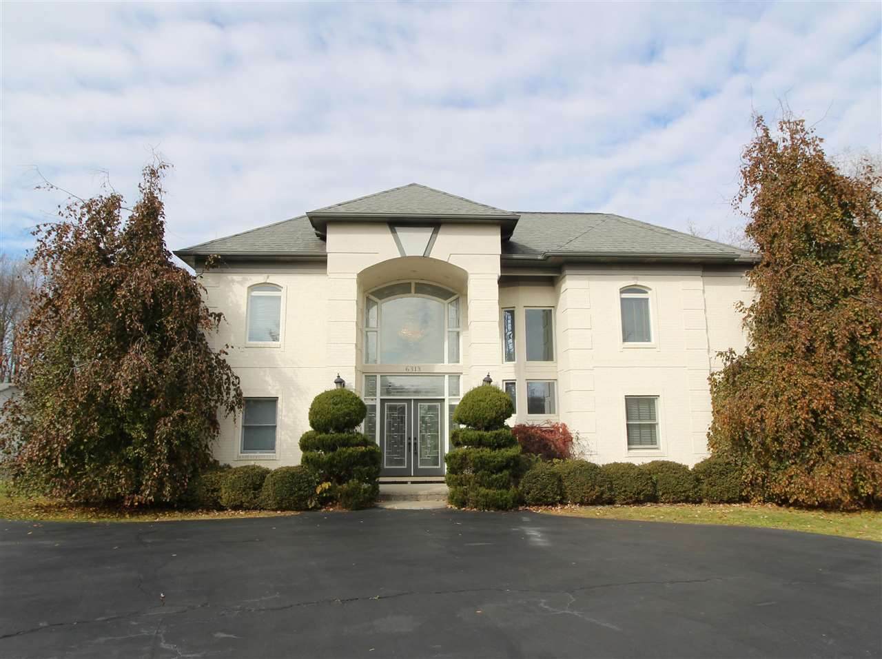 6313 Pine Ridge Court - Photo 1