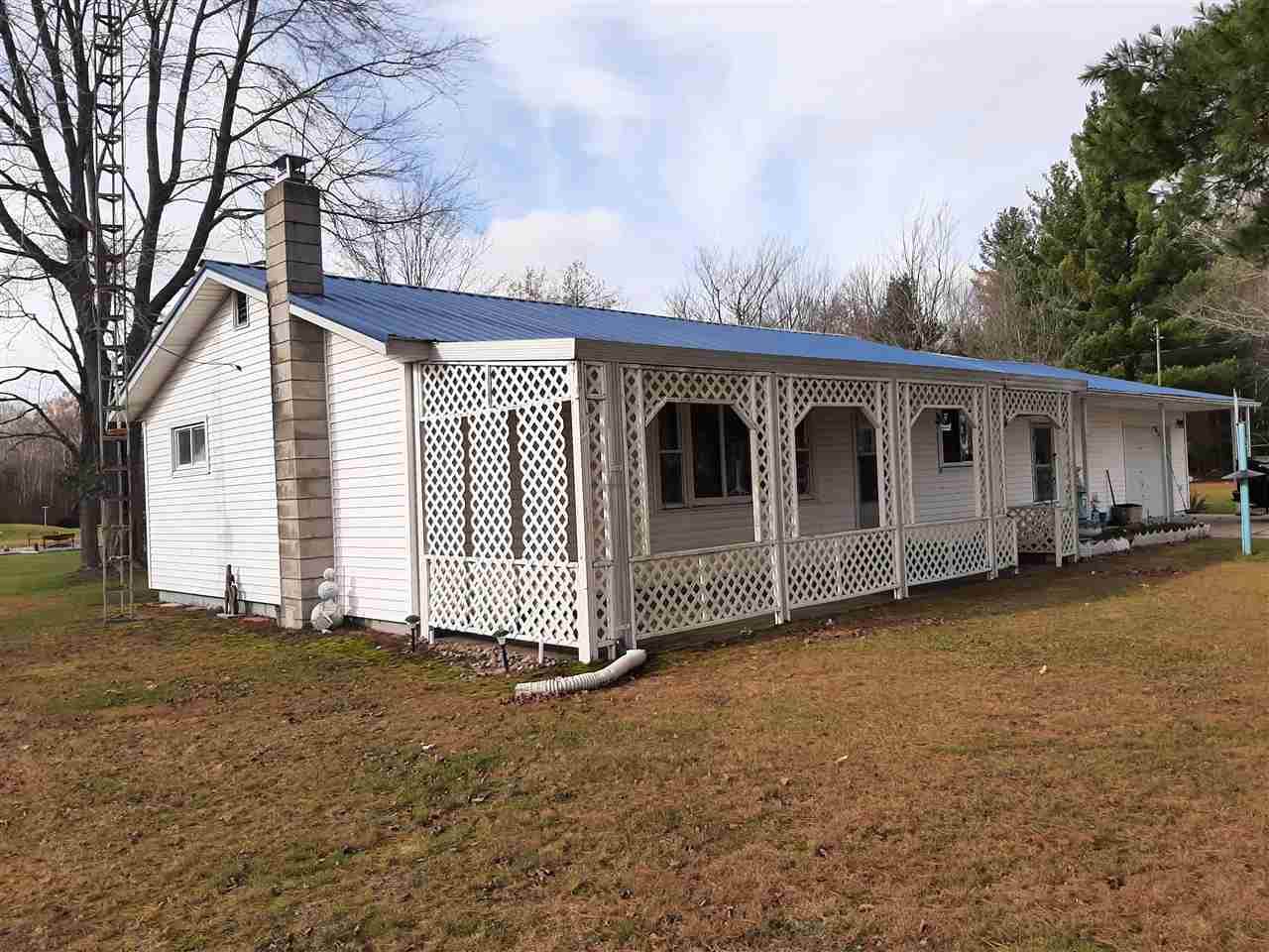 9553 Clare Ave - Photo 1