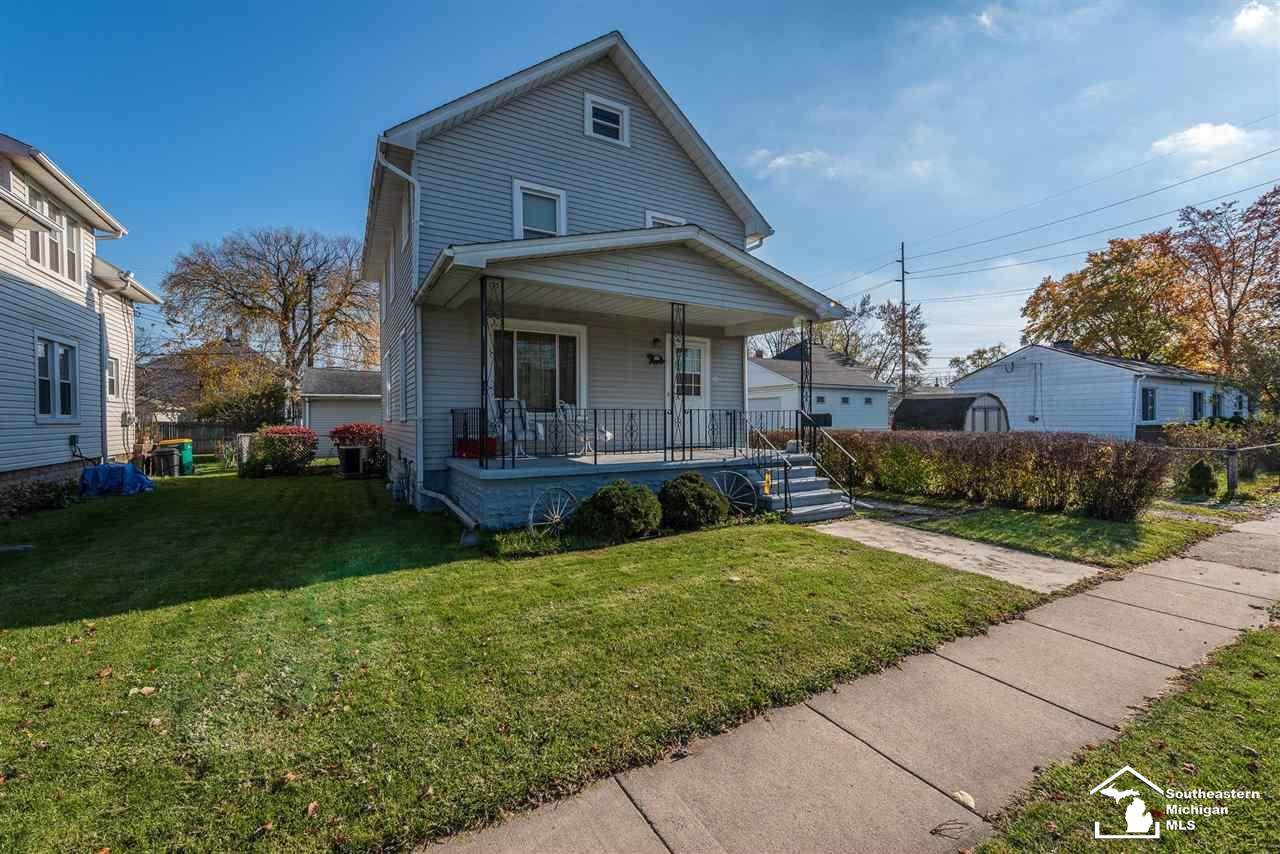 416 Maple Blvd - Photo 1
