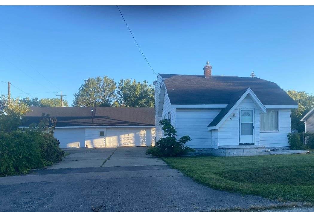 1219 Norton - Photo 1