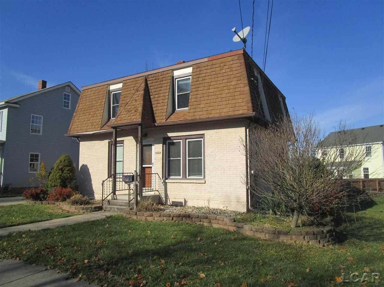 1246 University Avenue - Photo 1