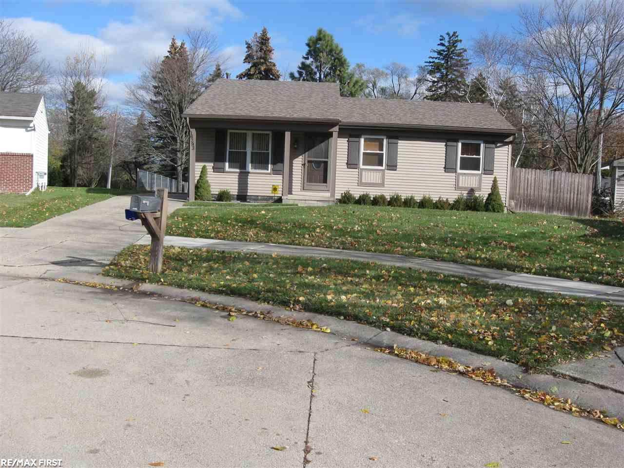 16293 Touraine Dr - Photo 1