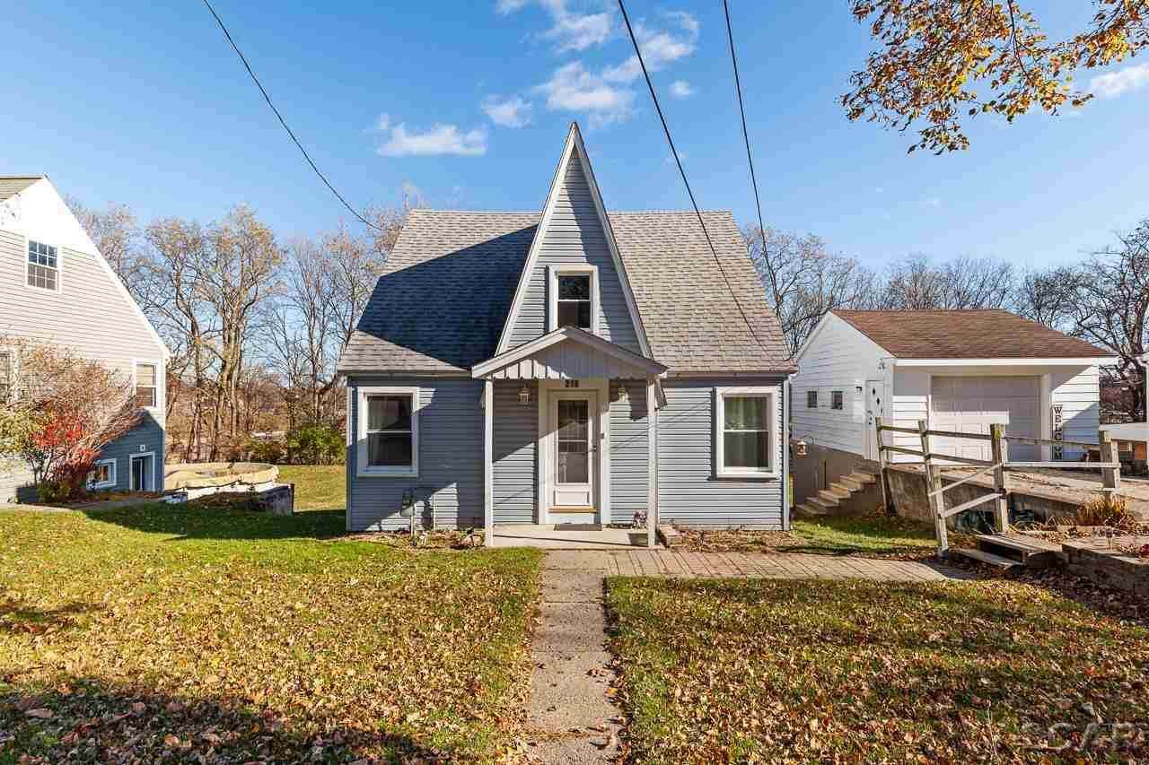 218 Greenly - Photo 1