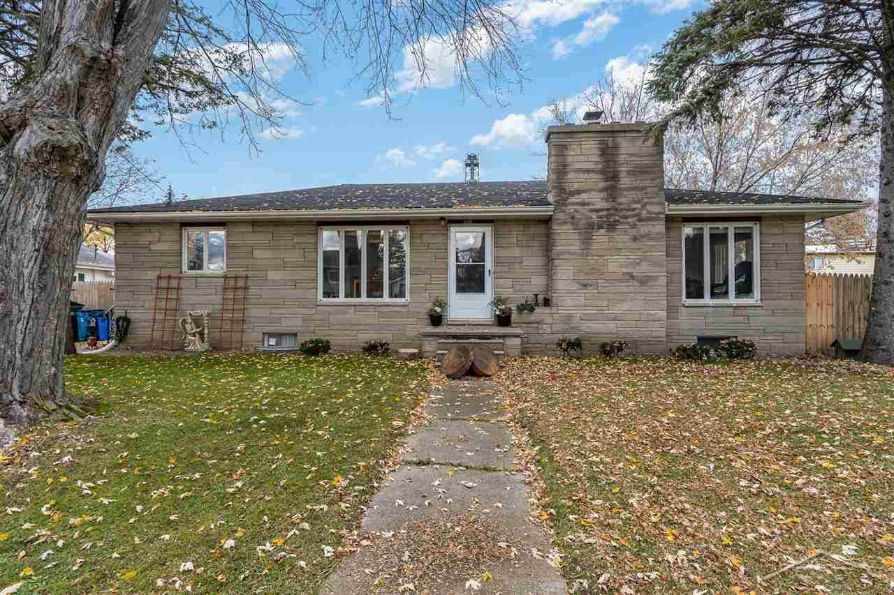 210 Macomber Avenue - Photo 1