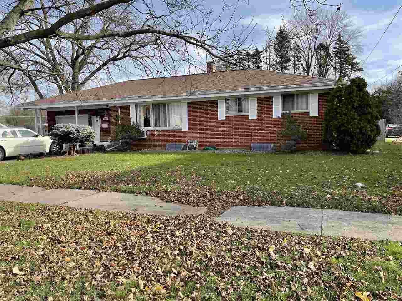 1732 Carolina - Photo 1